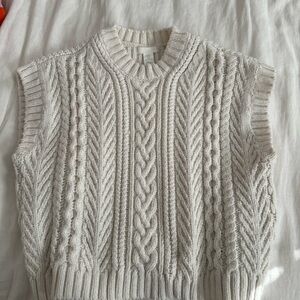 Cable Knit Sleeveless Sweater - Cream